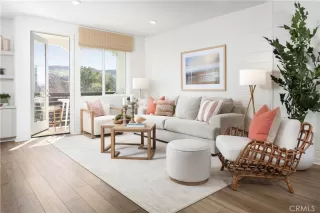 Photo #5: CV24067793 Listing 