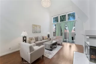 Photo #1: CV24075295 Listing 