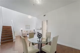 Photo #4: CV24075295 Listing 