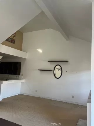 Photo #4: CV24093683 Listing