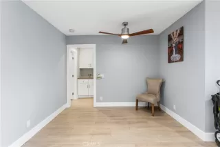 Photo #5: CV24105906 Listing 