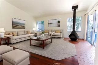 Photo #1: CV24122825 Listing