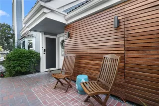 Photo #4: CV24123955 Listing