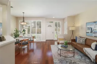 Photo #4: CV24143897 Listing