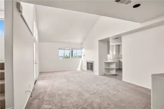 Photo #3: CV24147330 Listing 