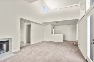 Photo #5: CV24147330 Listing 