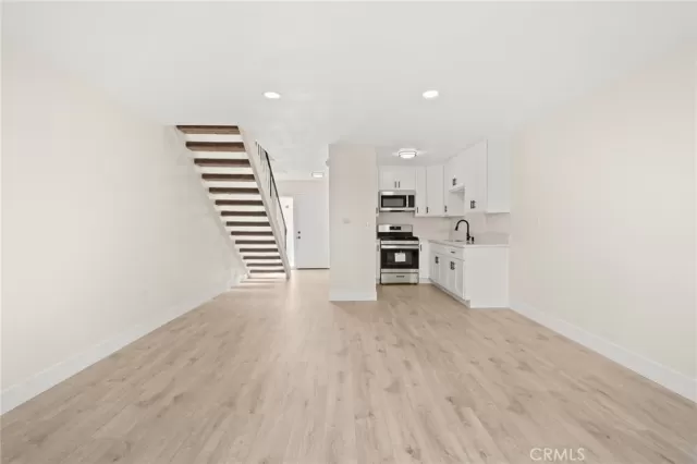 MLS: CV24156901 Condo For Sale