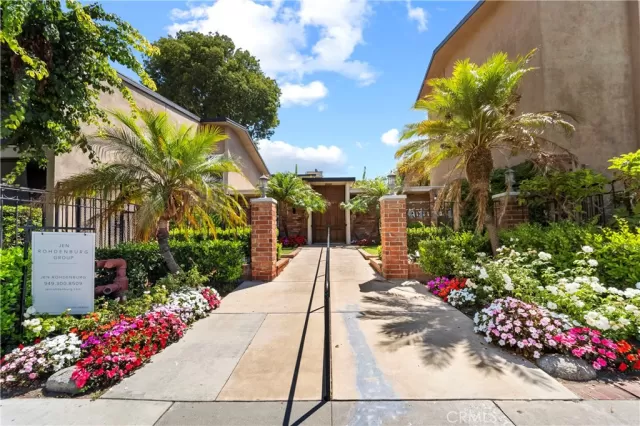 MLS: CV24164690 Condo For Sale