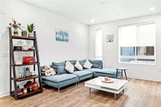 Photo #6: CV24168525 Listing