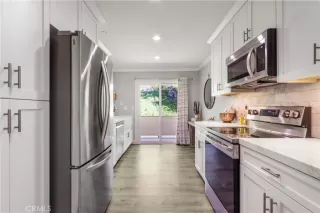 Photo #6: CV24183855 Listing