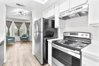 Photo #2: CV24184102 Listing 