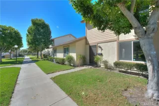 Photo #2: CV24188534 Listing 