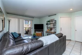 Photo #6: CV24192542 Listing