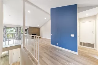 Photo #6: CV24200833 Listing 