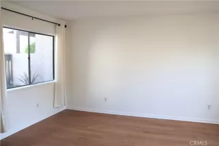 Photo #4: CV24211905 Listing 