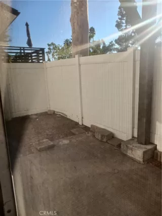 Photo #4: CV24212526 Listing 