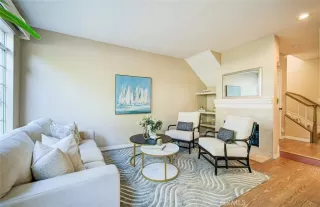 Photo #4: CV24212675 Listing 