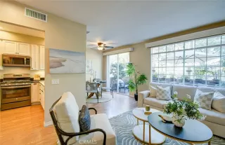 Photo #6: CV24212675 Listing 