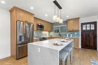 Photo #6: CV24239127 Listing