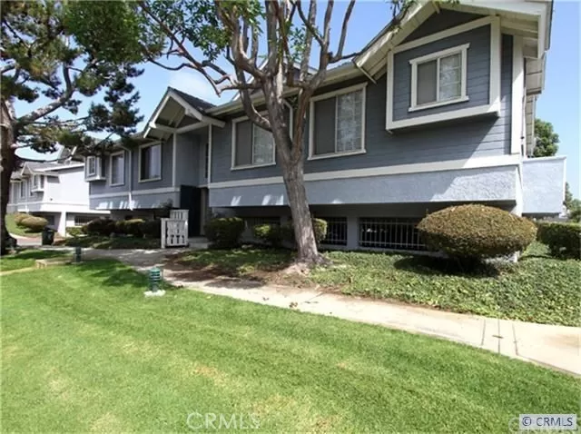 MLS: CV24254740 Condo For Sale