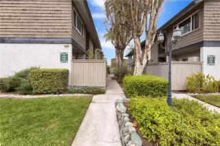 Photo #3: CV25027793 Listing