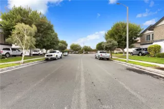 Photo #5: CV25027793 Listing