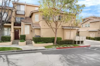 Photo #2: CV25044961 Listing