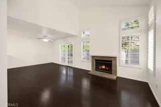 Photo #5: CV25045258 Listing 