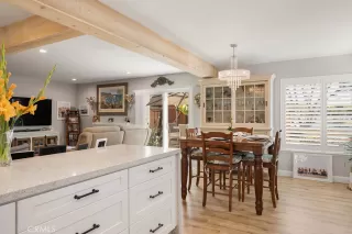 Photo #4: CV25054586 Listing