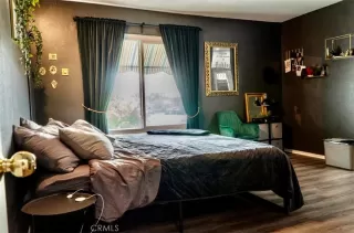 Photo #2: CV25057271 Listing