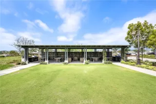 Photo #3: CV25083824 Listing