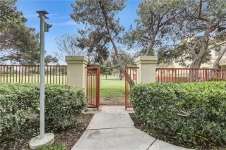 Photo #6: CV25084545 Listing 