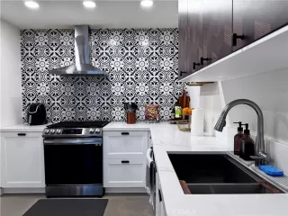 Photo #2: CV25086472 Listing 