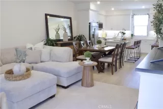 Photo #5: CV25087111 Listing