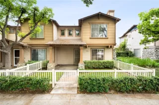 More Details about MLS # CV25093007 : 935 E BROADWAY