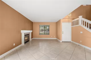 Photo #2: CV25093007 Listing