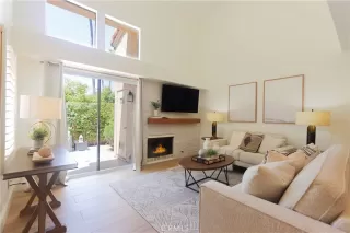 Photo #1: CV25100277 Listing 