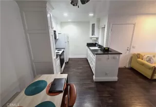 Photo #3: CV25100898 Listing