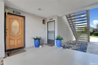 Photo #2: CV25112675 Listing 