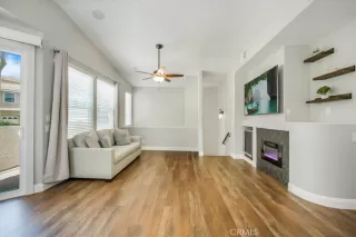 Photo #6: CV25128879 Listing 