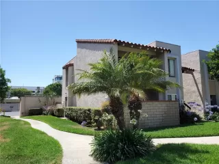 Photo #3: CV25133408 Listing 