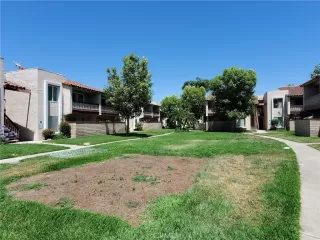 Photo #4: CV25133408 Listing 