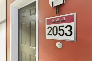 Photo #3: CV25141673 Listing 