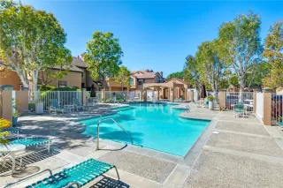 Photo #2: CV25156469 Listing 