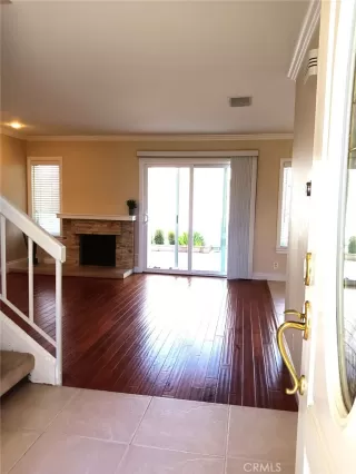 Photo #2: CV25164619 Listing 