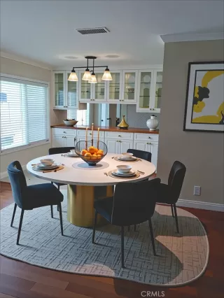 Photo #4: CV25164619 Listing 