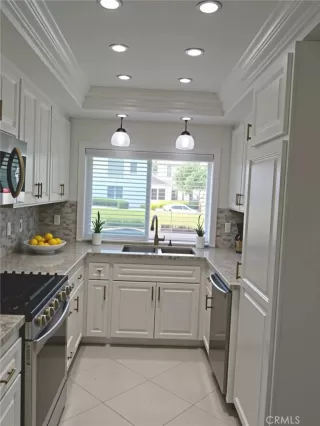 Photo #5: CV25164619 Listing 