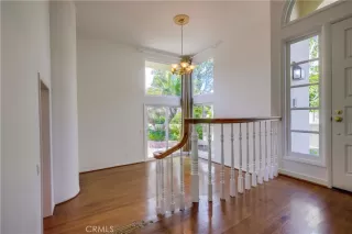 Photo #5: CV25167998 Listing 