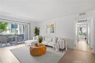 Photo #2: CV25176494 Listing