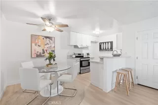 Photo #3: CV25176494 Listing